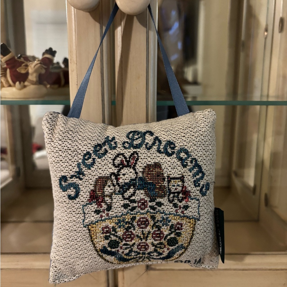 Goodwin Weavers 6 in Sweet Dreams Door Pillow
